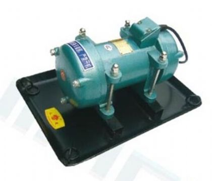 點(diǎn)擊查看詳細(xì)信息<br>標(biāo)題： ZW7/10附著式振動器 閱讀次數(shù)：2051