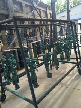 點擊查看詳細信息<br>標題：鑿巖機 閱讀次數(shù)：2345