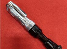 點擊查看詳細信息<br>標題：汽修風動扳手  閱讀次數(shù)：1521